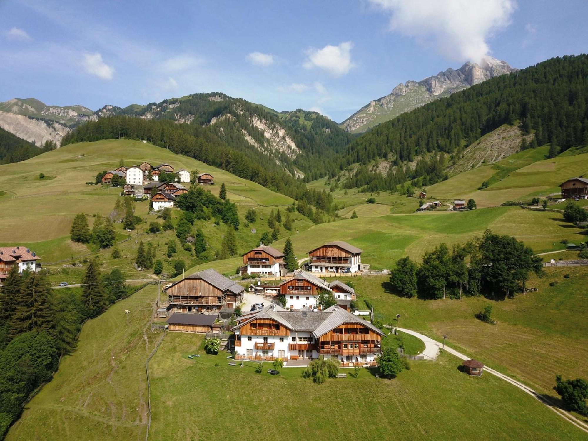 Agriturismo Luech De Vanc Сан-Мартино-ин-Бадия Экстерьер фото